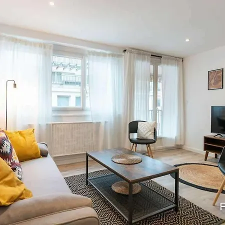 Camping Chambre Privee Dans Pau